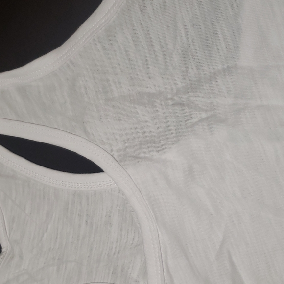 ♥️New boutique basic tank White and Black available - Picture 14 of 16